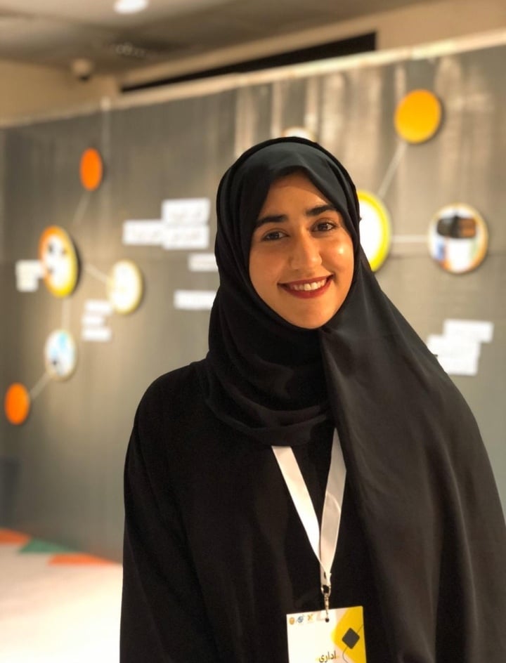 تأثير التعليم عن بعد على مستوى الطالب في دراسة بجامعة السلطان قابوس 2 IMG ٢٠٢٠٠٧٢٧ ١١٠٦١٣