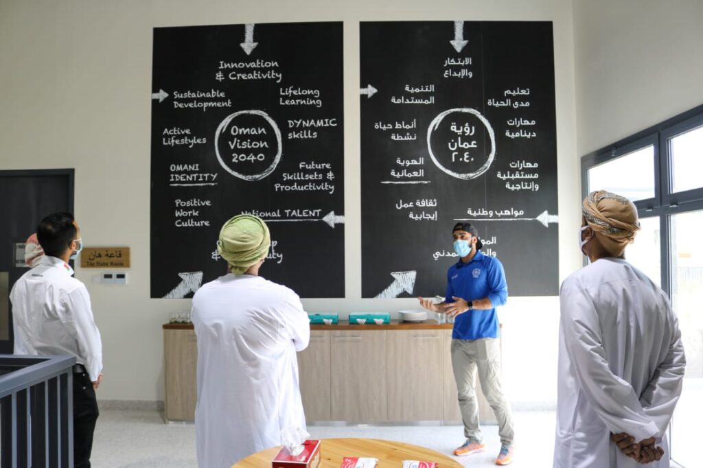 البنك الوطني العُماني يطلق برنامج ’البركة في شبابنا‘ بالتعاون مع أوتورد باوند عُمان 2 IMG 20200914 WA0008